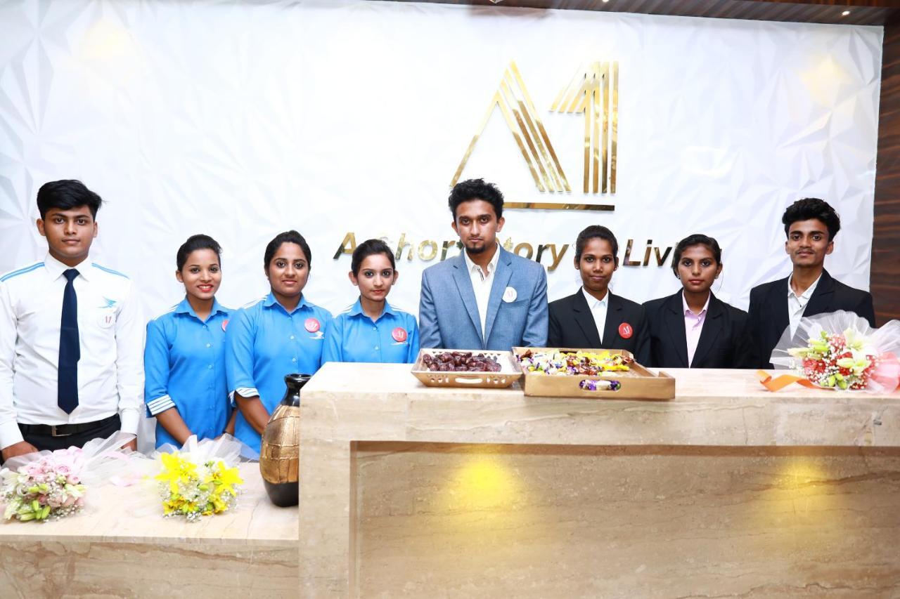 Aura One Hotel Kochi Esterno foto